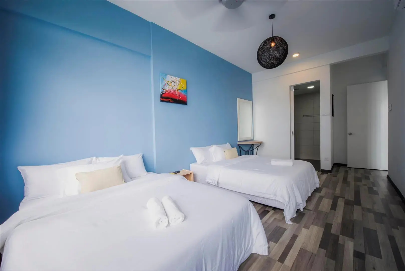 3 Bedrooms Arte S Suite