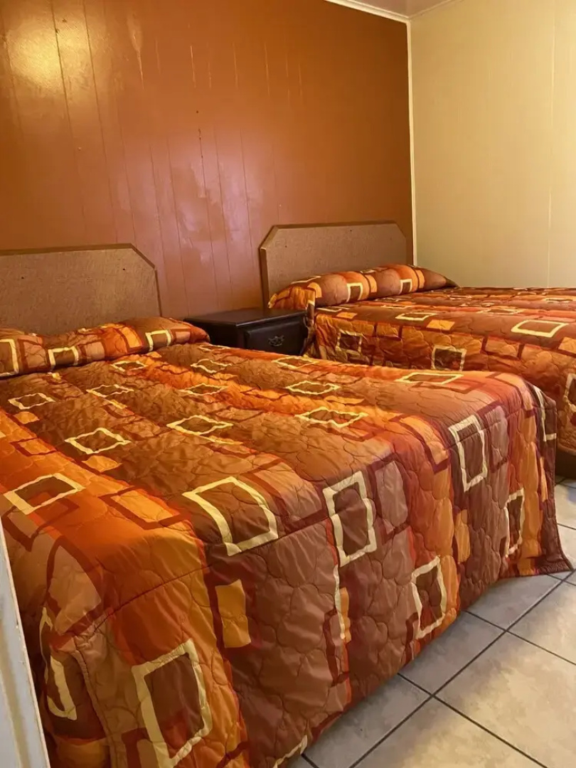 Offshore Motel