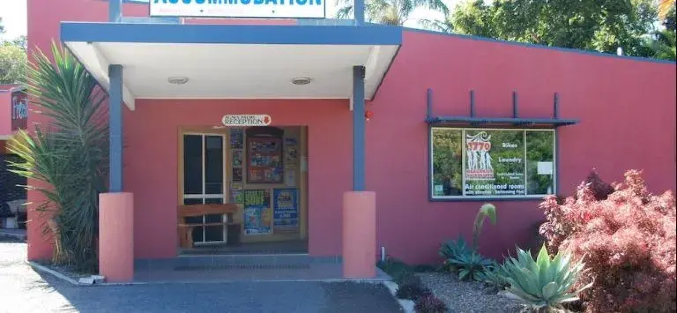 Agnes Palms Beachside Apartments