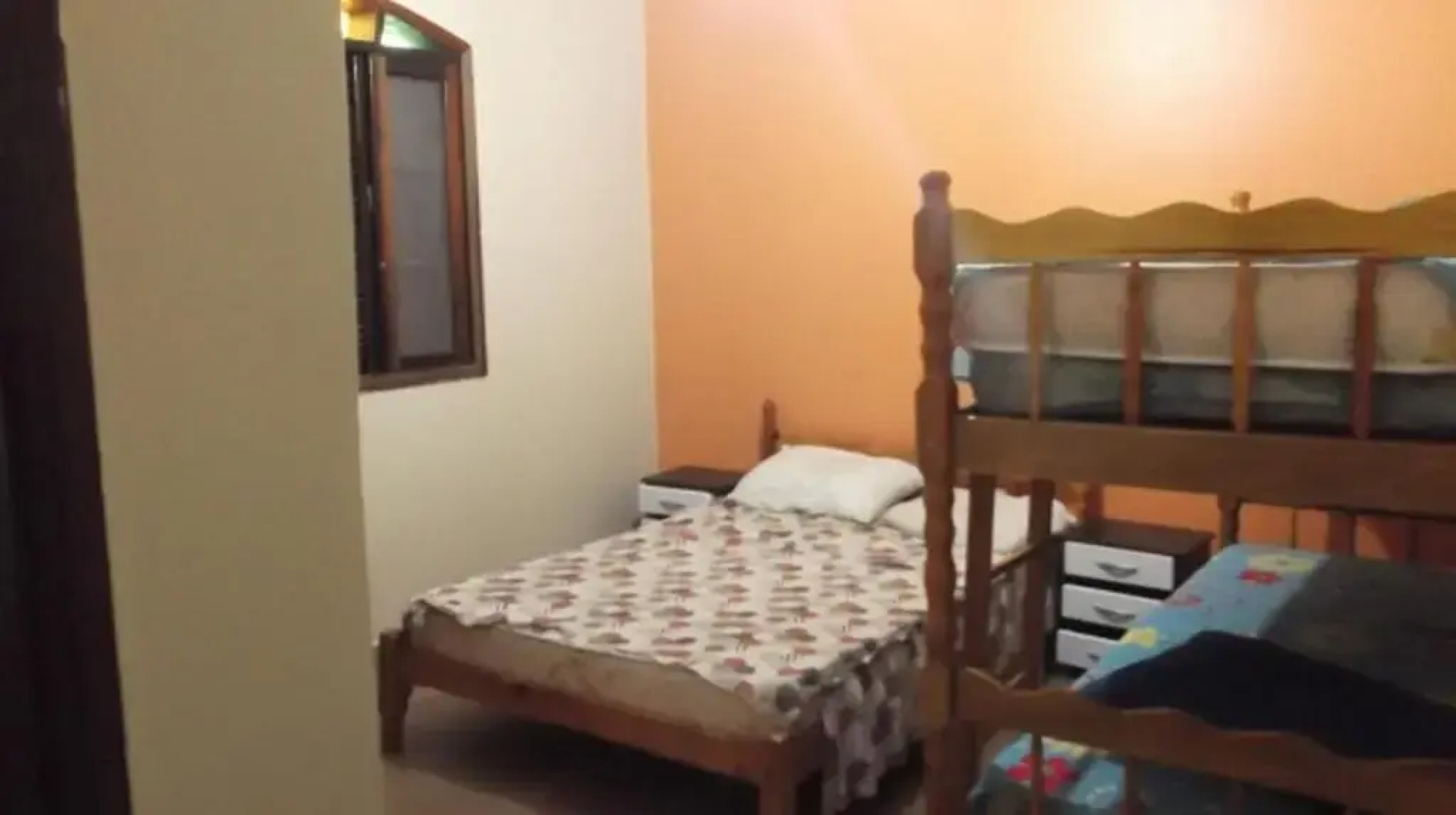 Casa em Peruibe 3 dormitórios sendo 1 suite