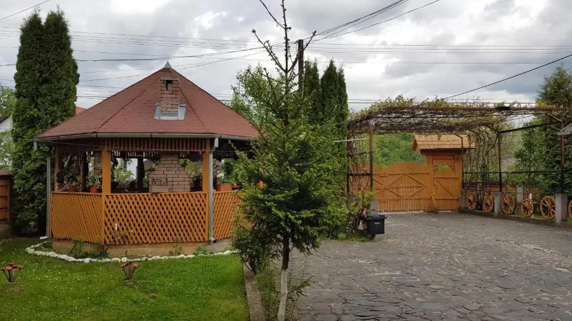 Pensiunea Todorica Sergiu