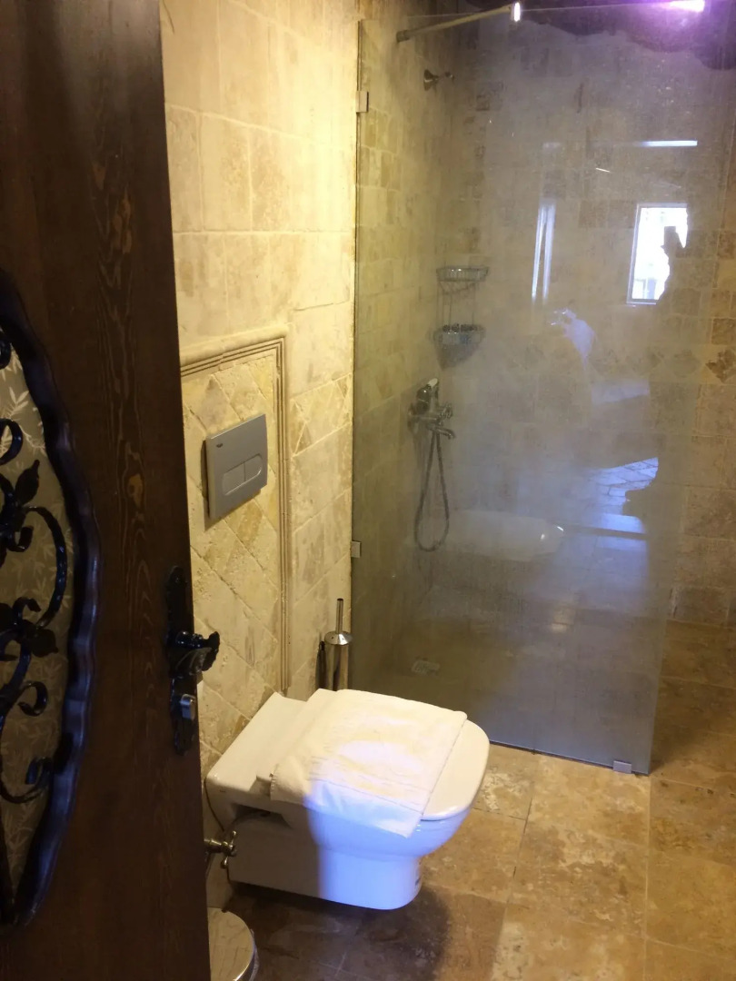 ShoeString Stone House