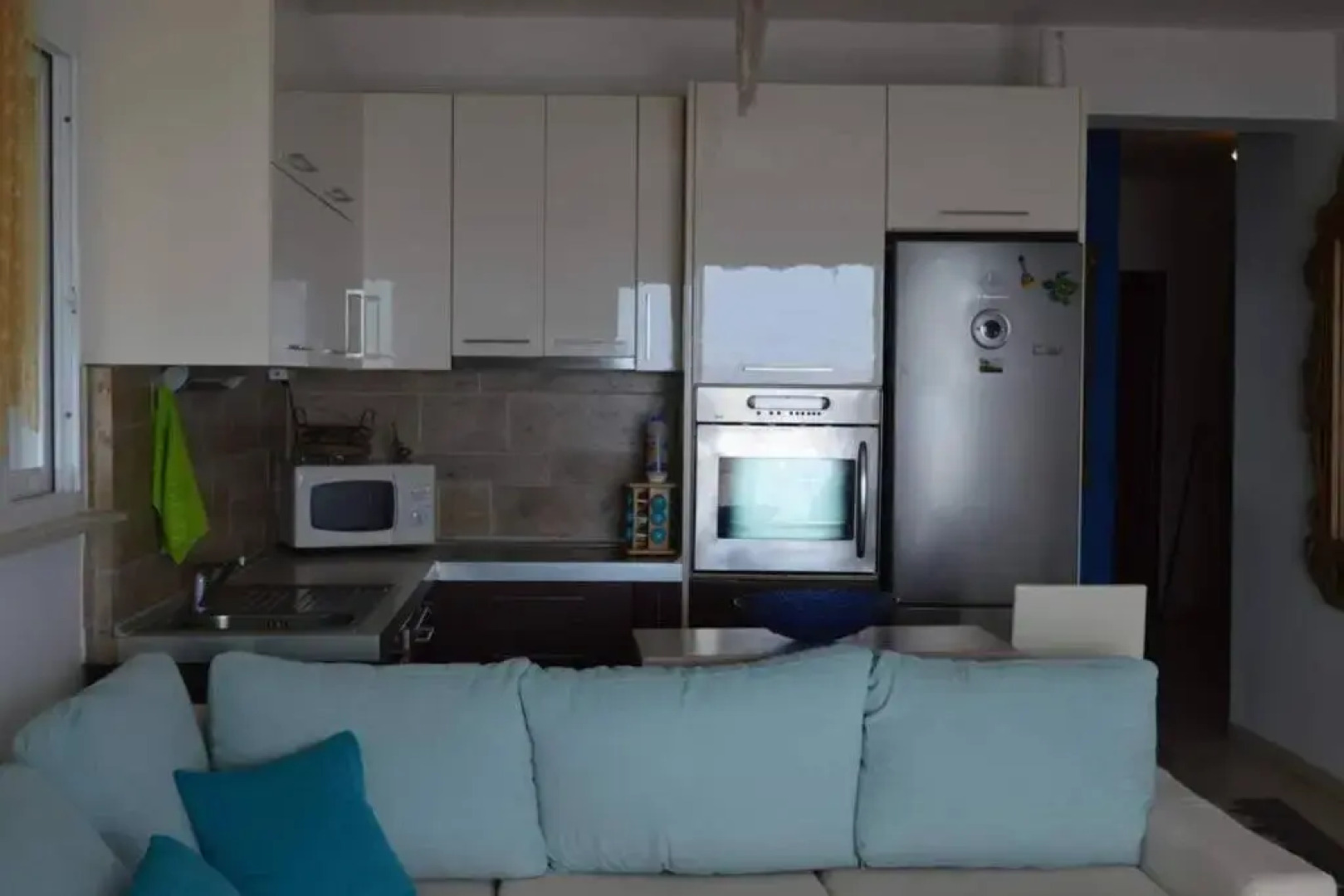 35 m from the beach, amazing seaview, Chalkidiki, Loutra Agias Paraskevis , Evdiriadis Luxury Apartment , you can see it on youtube if you type the name Evdiriadis