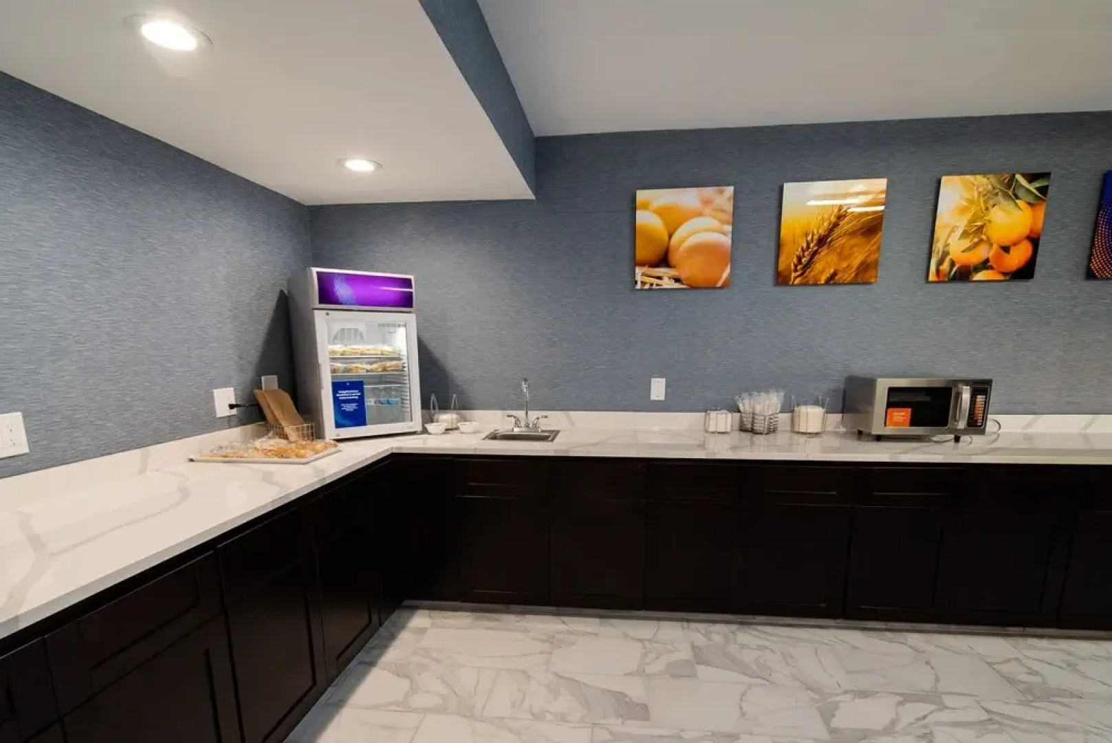 Quality Inn & Suites Outlet Village