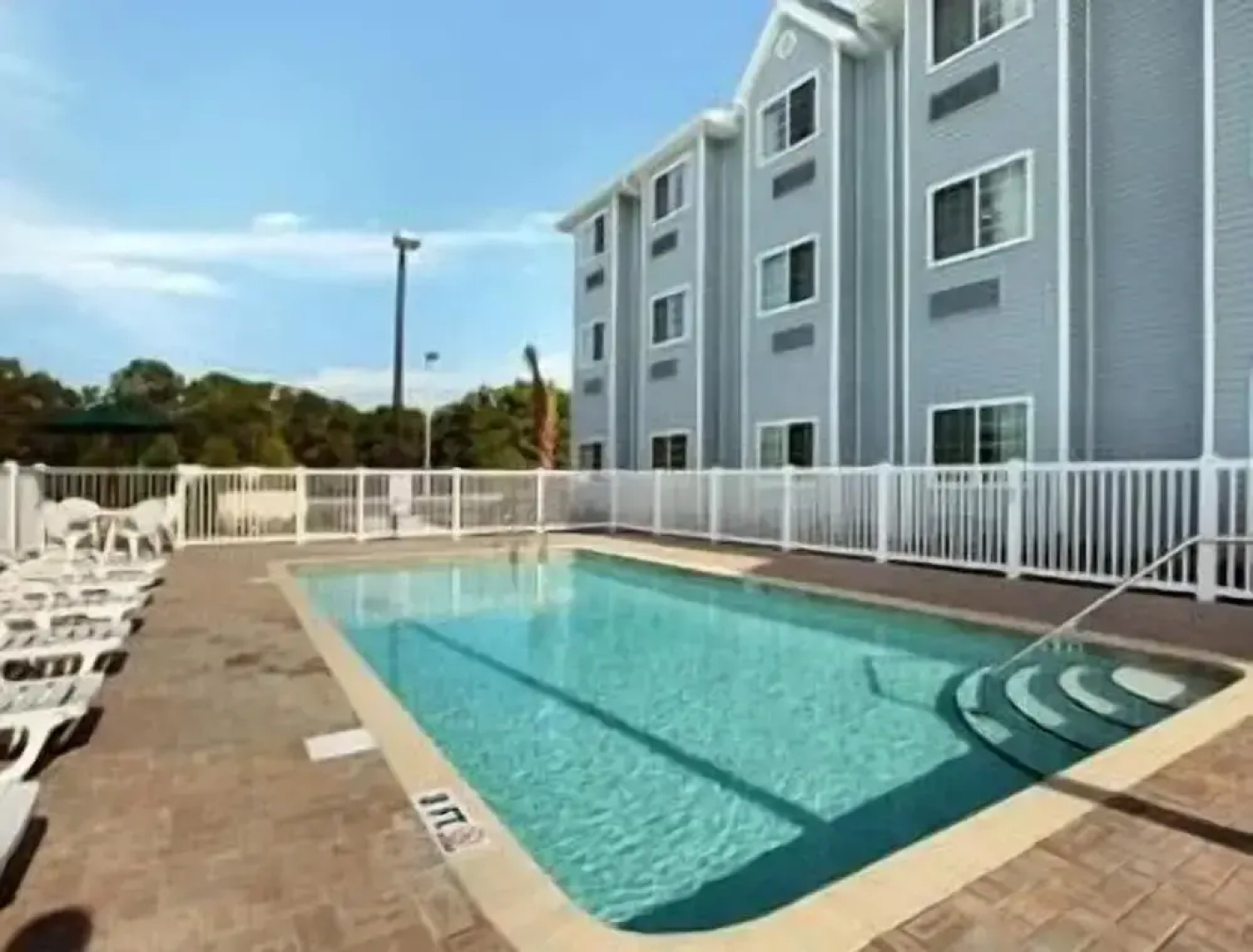 Microtel Inn And Suites Weeki Wachee/spring Hill