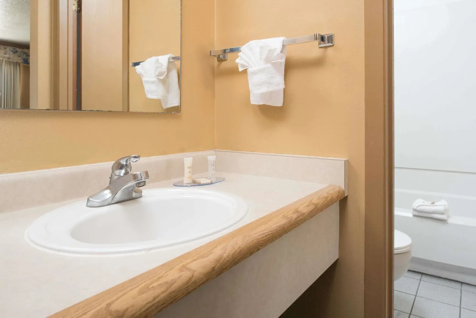 Howard Johnson Boise Airport