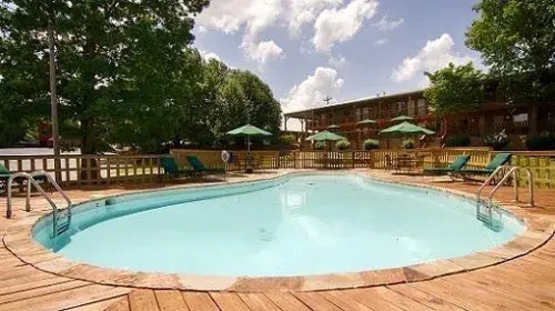 Best Western Smokehouse Lodge