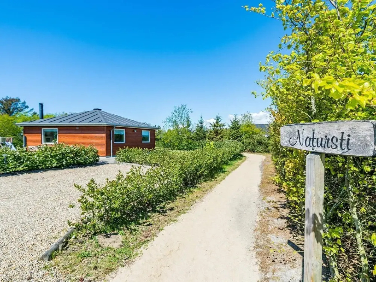 6 Person Holiday Home in Tarm