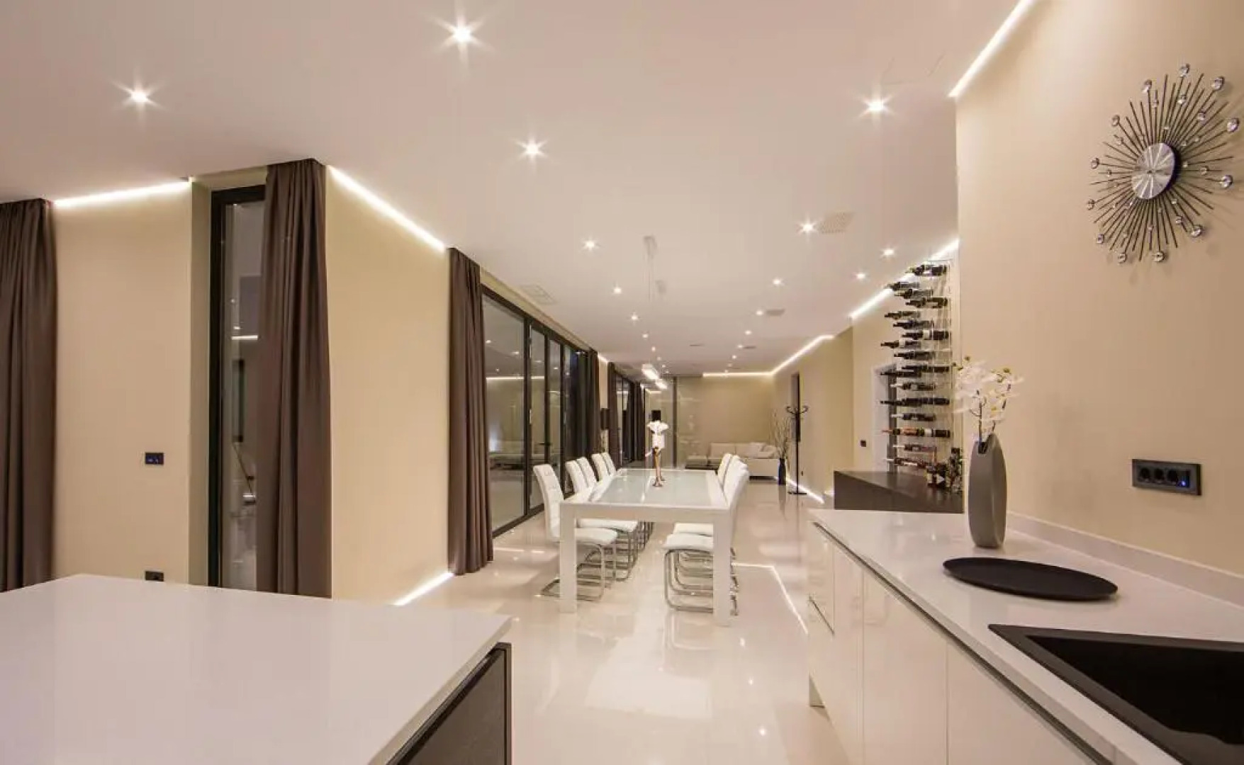 Villa Vrsar Magnifique A Beautiful Contemporary 5 Bedroom Villa Sauna and Gym