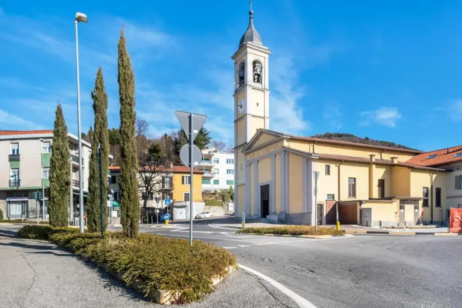 Bright Apartment Como Cavallasca