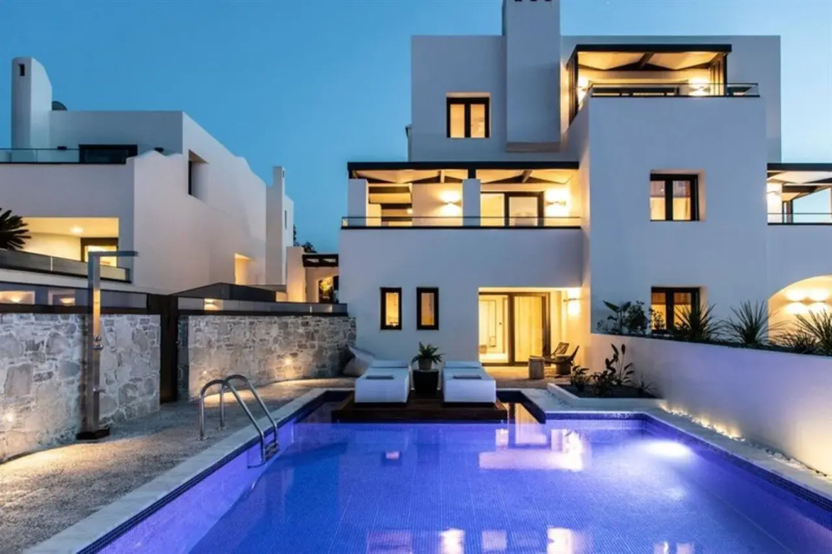 Almiros Sand Apartments
