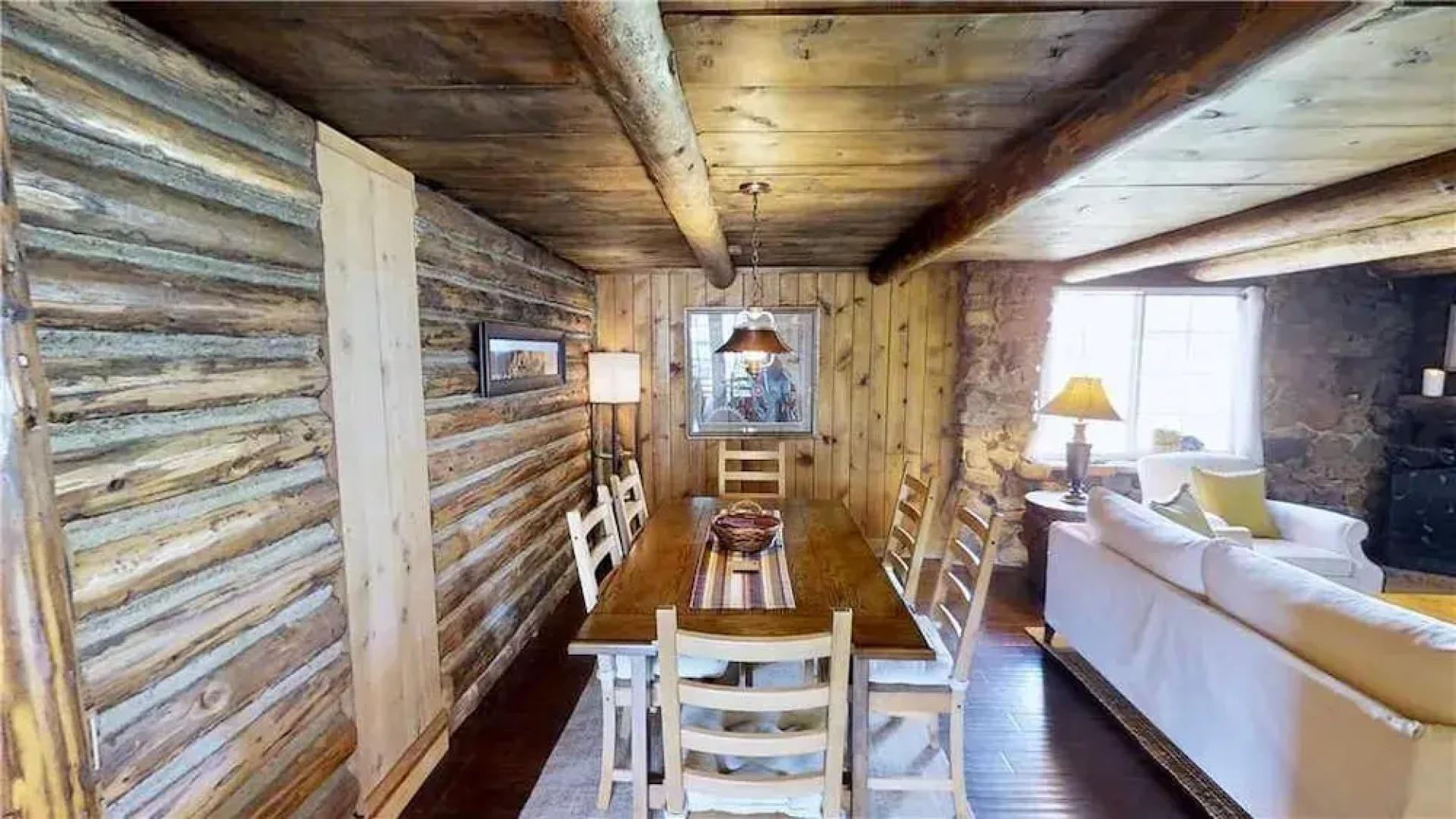 Pack Creek Road House by RedAwning