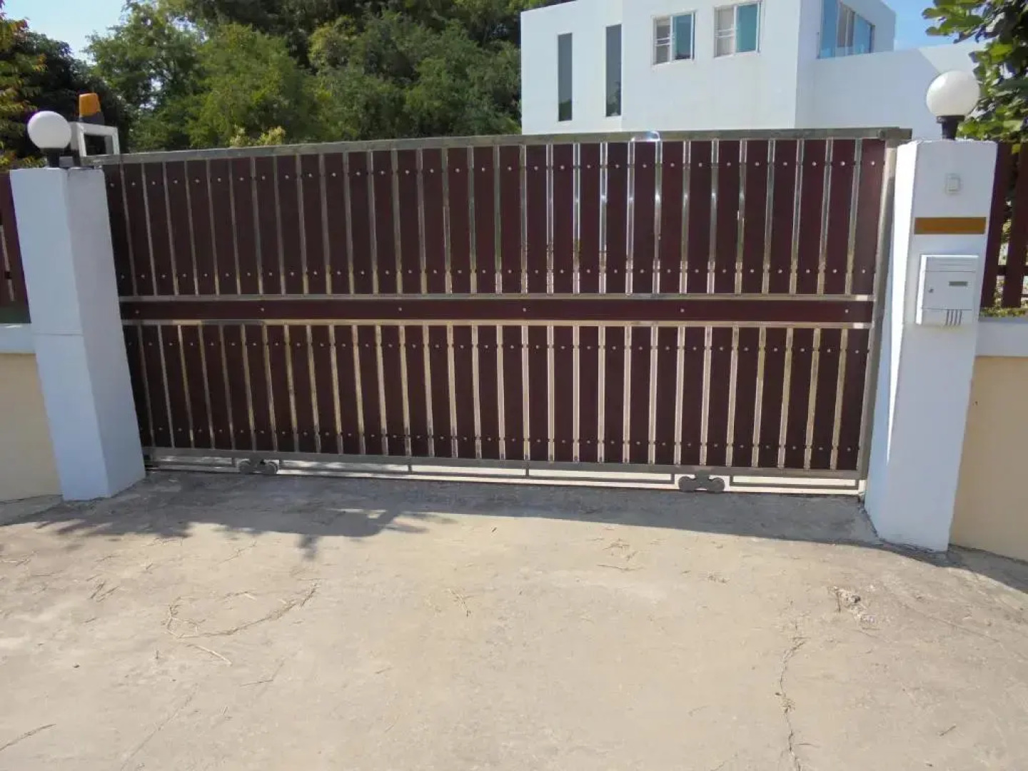 Chiang Khan Riverside Pool Villa