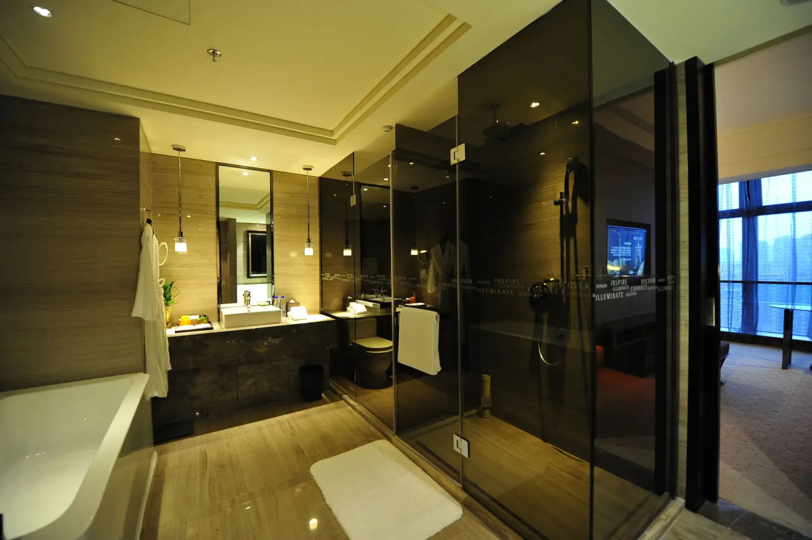 Renaissance Guiyang Hotel