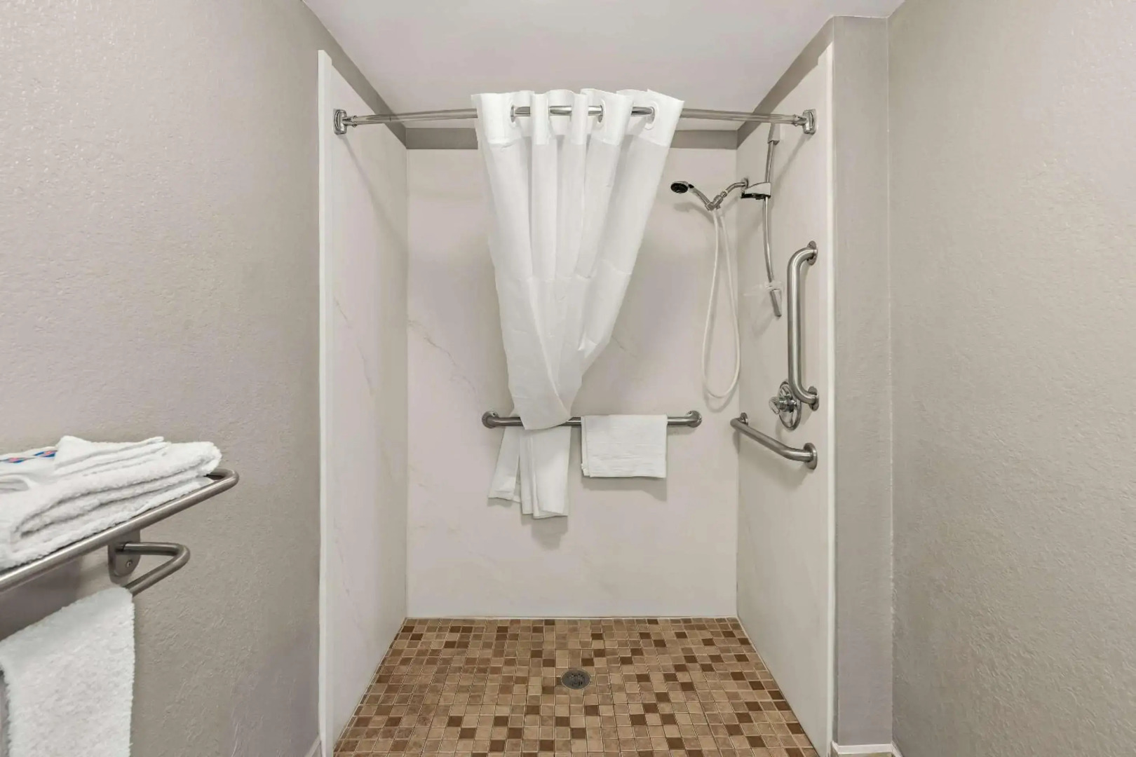 Motel 6 Lester, PA - Philadelphia Airport