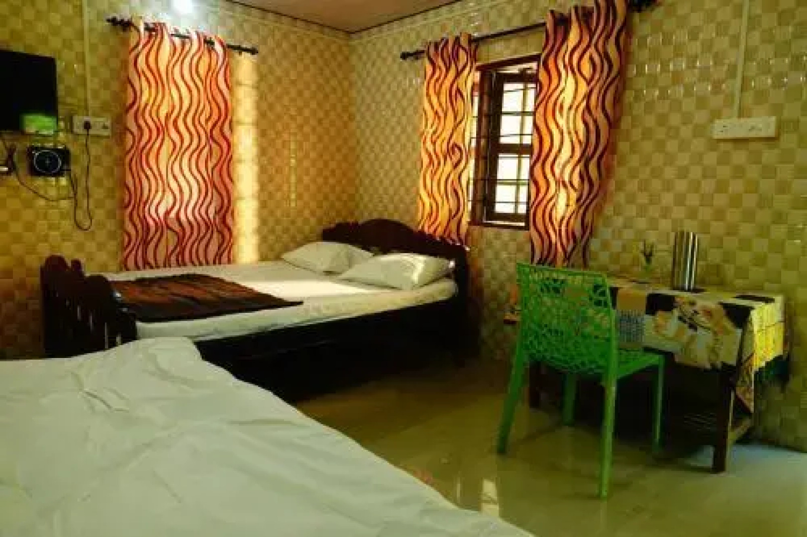 Hill Valley Farm House