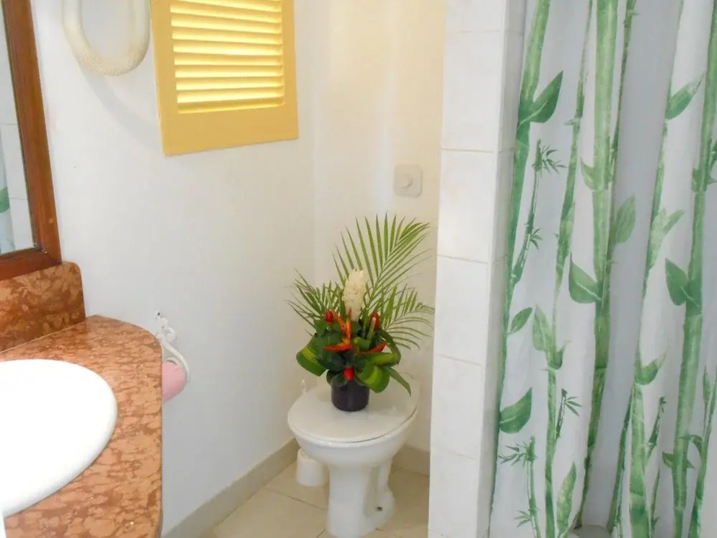Studio in Saint- Anne, With Furnished Garden and Wifi - 300 m From the