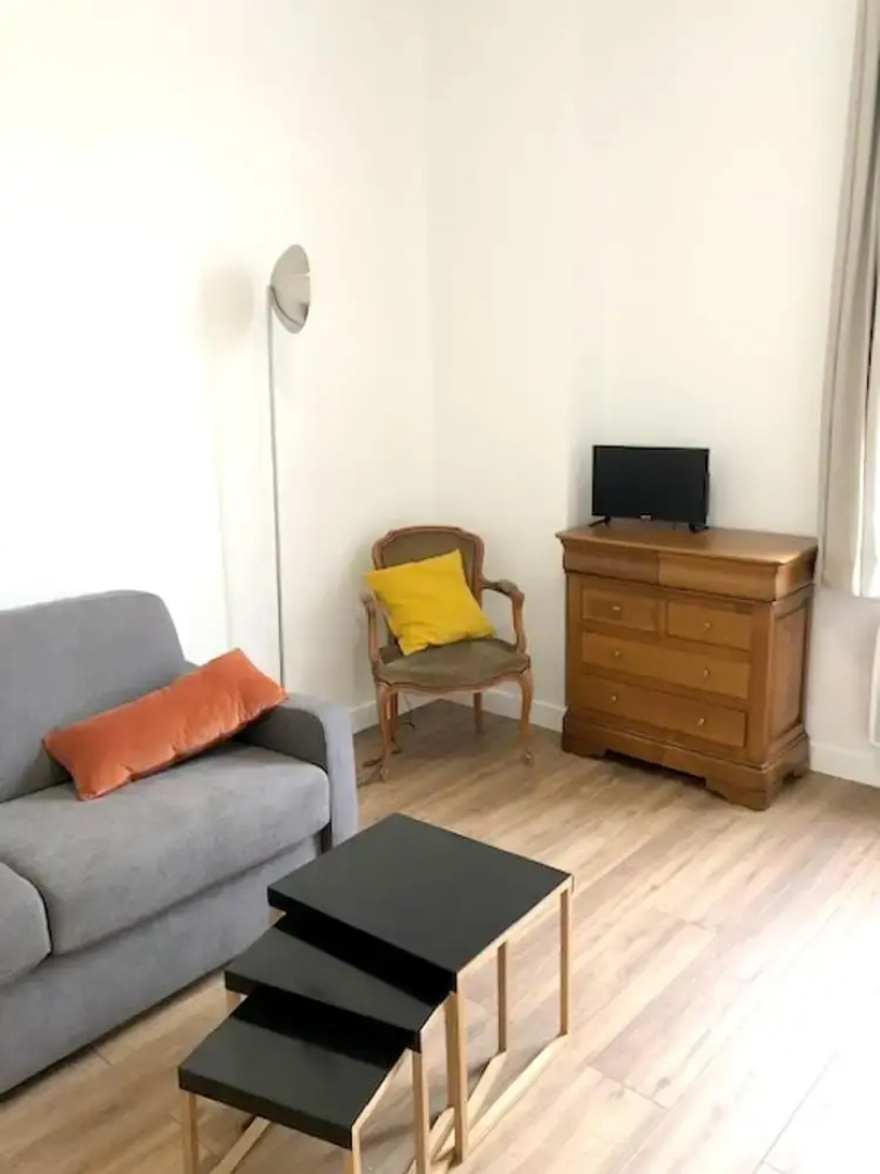 Studio in Mareil-marly, With Wifi