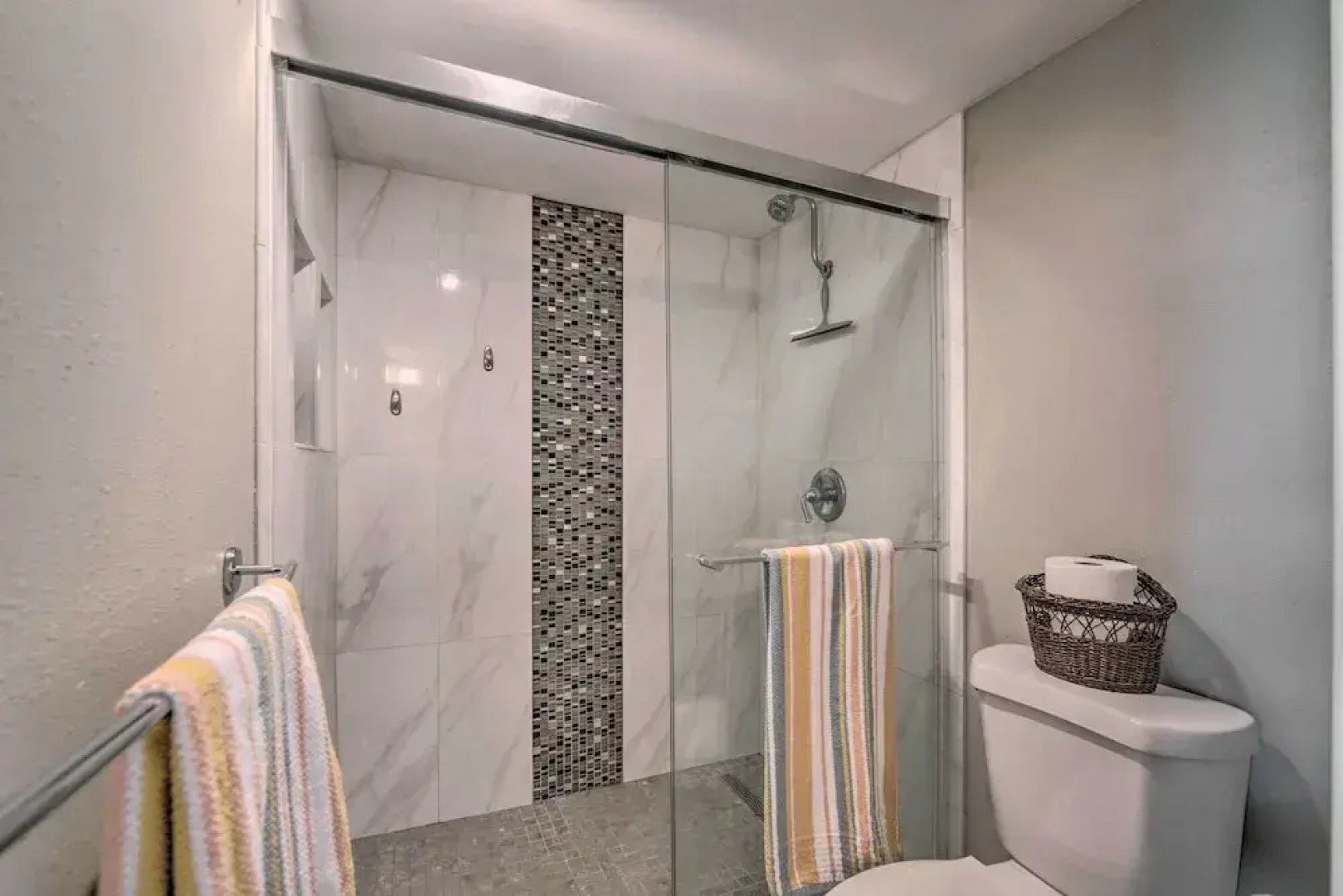 Relaxing Hudson Condo Steps From the Pool!