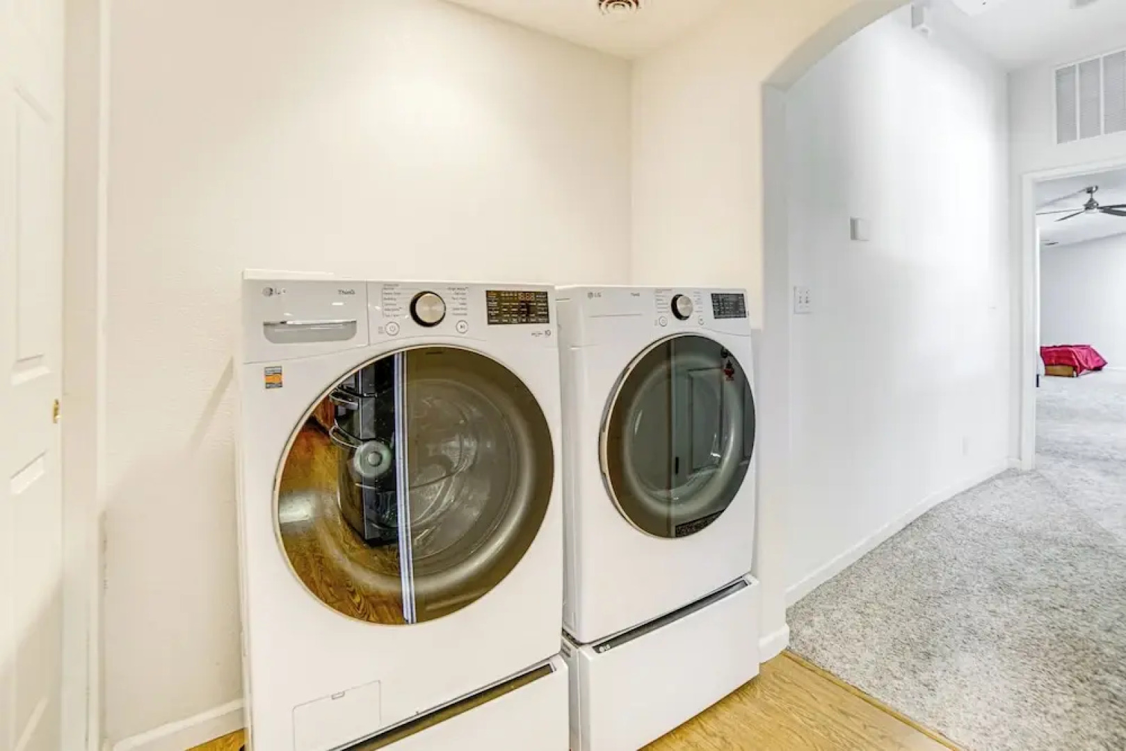 Steps to Clear Lake: Hot Tub Haven in Norcal!