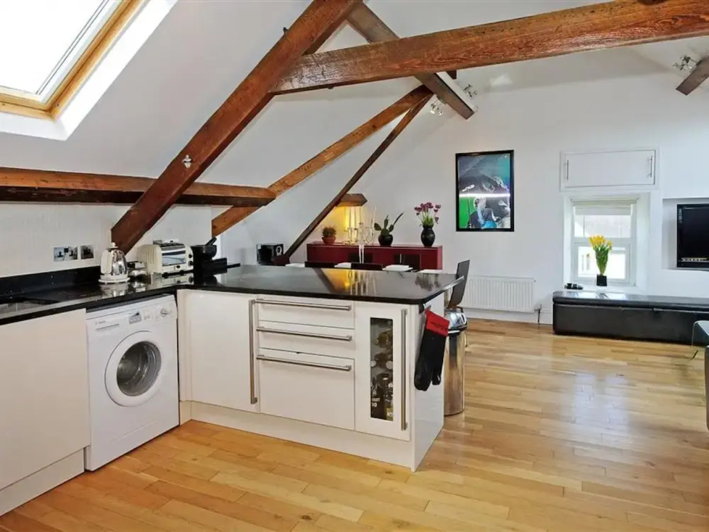 Modern Apartment in Llanbedrog Britain Near Beach