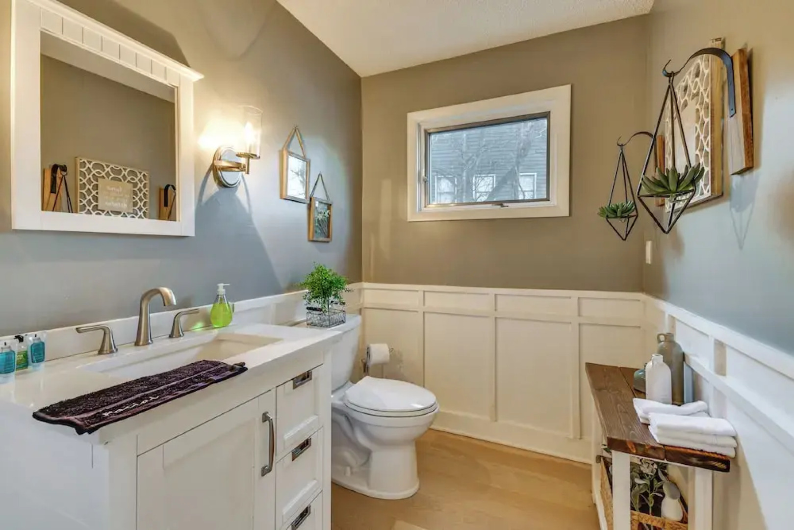 Hot Tub & Lakefront Deck: Cabin in Blue Ridge Mtns