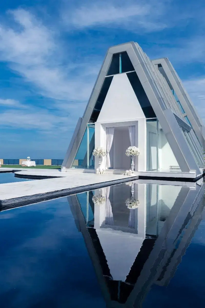 Dreamland Paradise Hotel