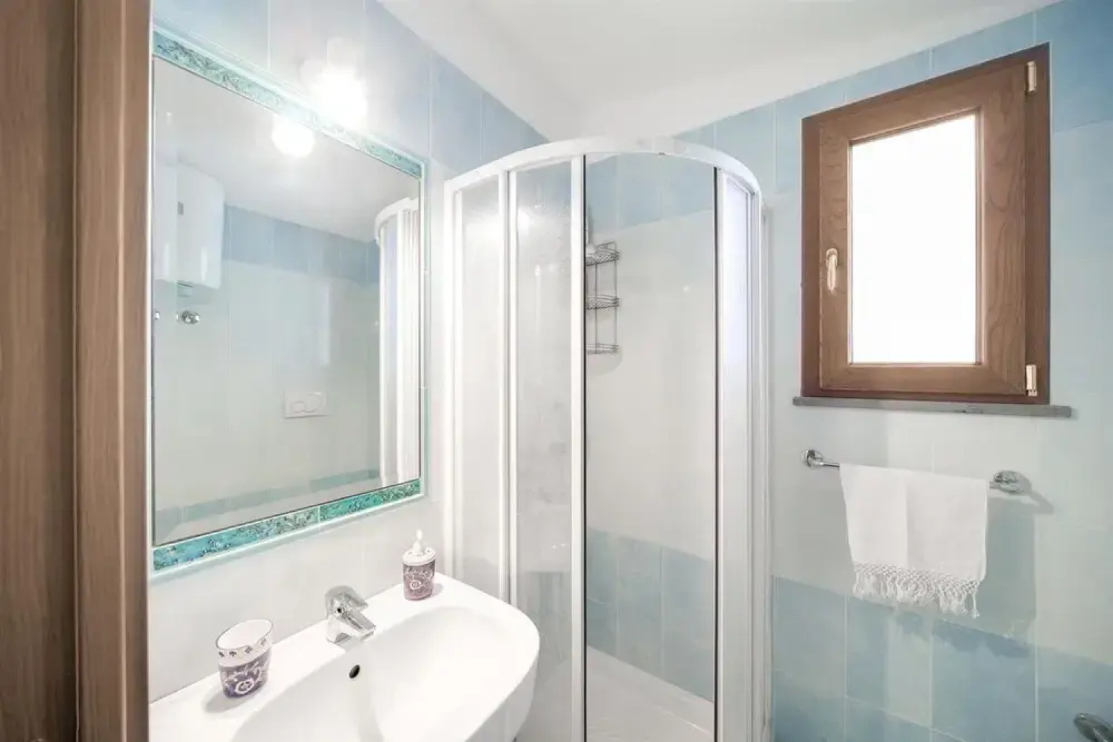 The Muse - A Well Designed Apartment With a Lovely Spacious Terrace