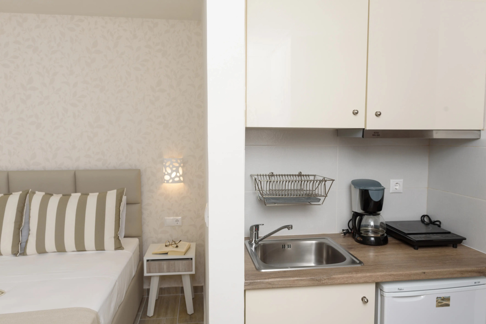 Ammos Beach Seaside Luxury Suites Hotel