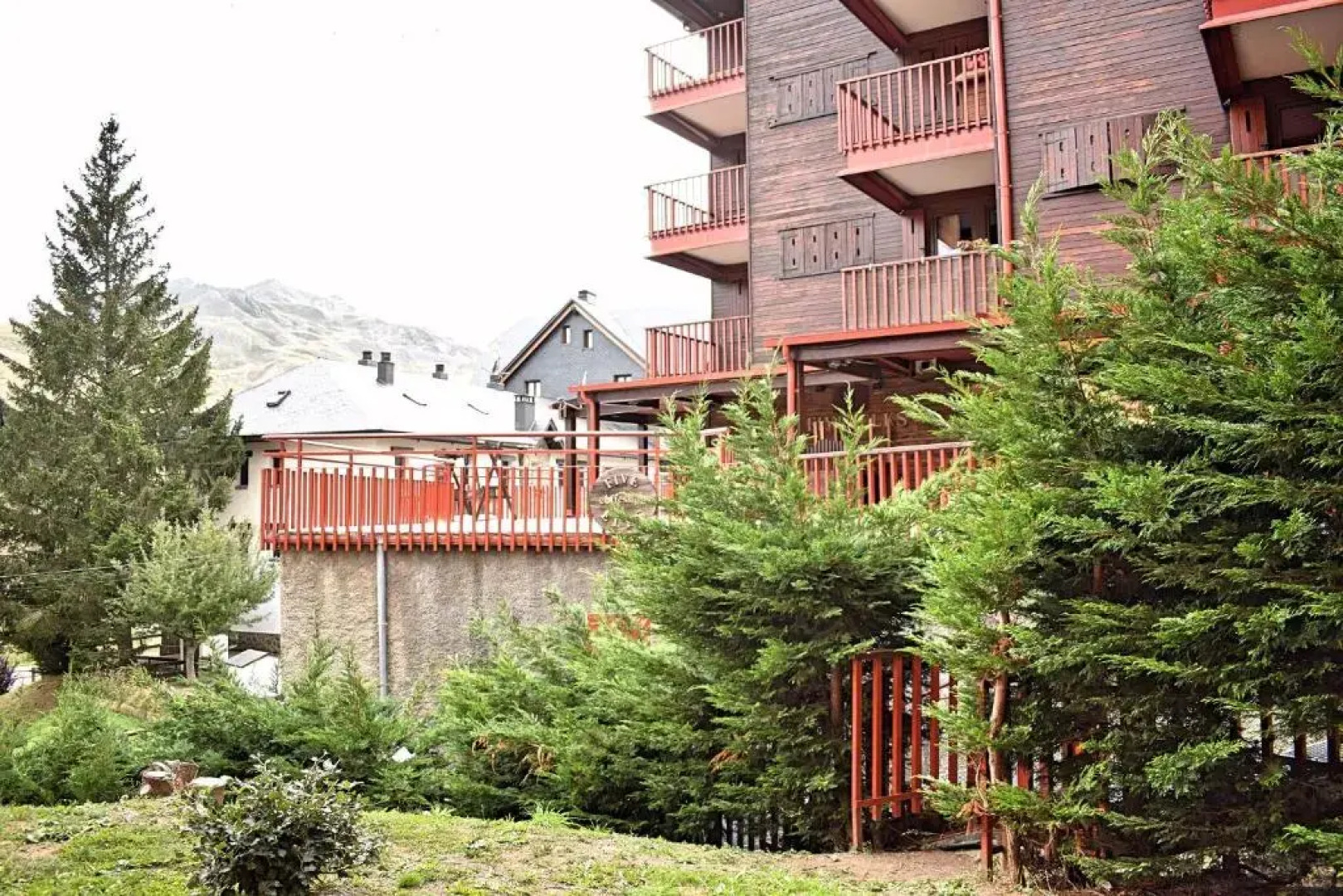 PEñABLANCA - A 90 METROS DEL RELOJ DE FORMIGAL