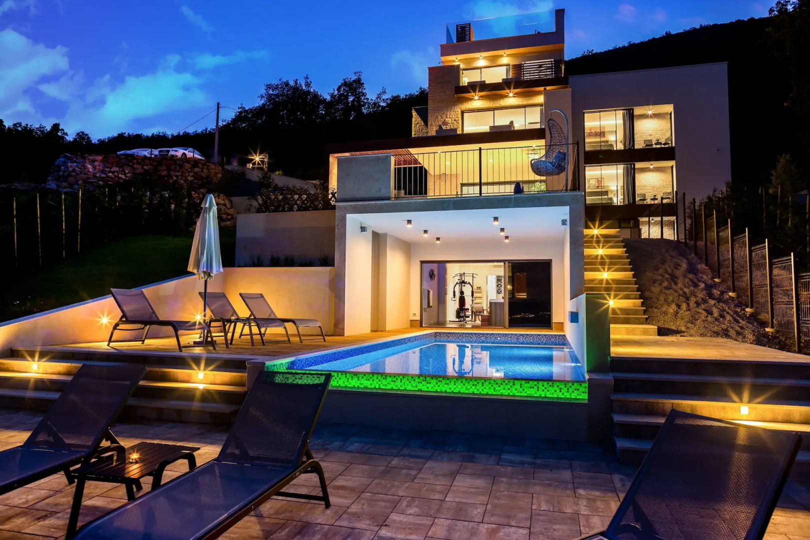 Villa AltaVista, Opatija - Seaview & Relax with Heated Pool and Private MiniGolf