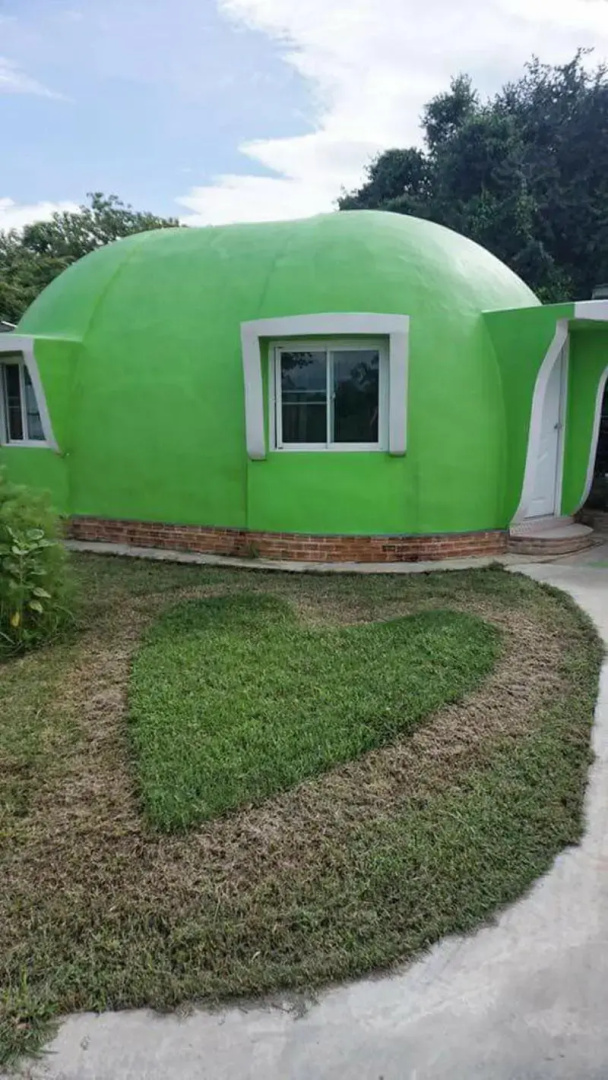 Eskimo Resort