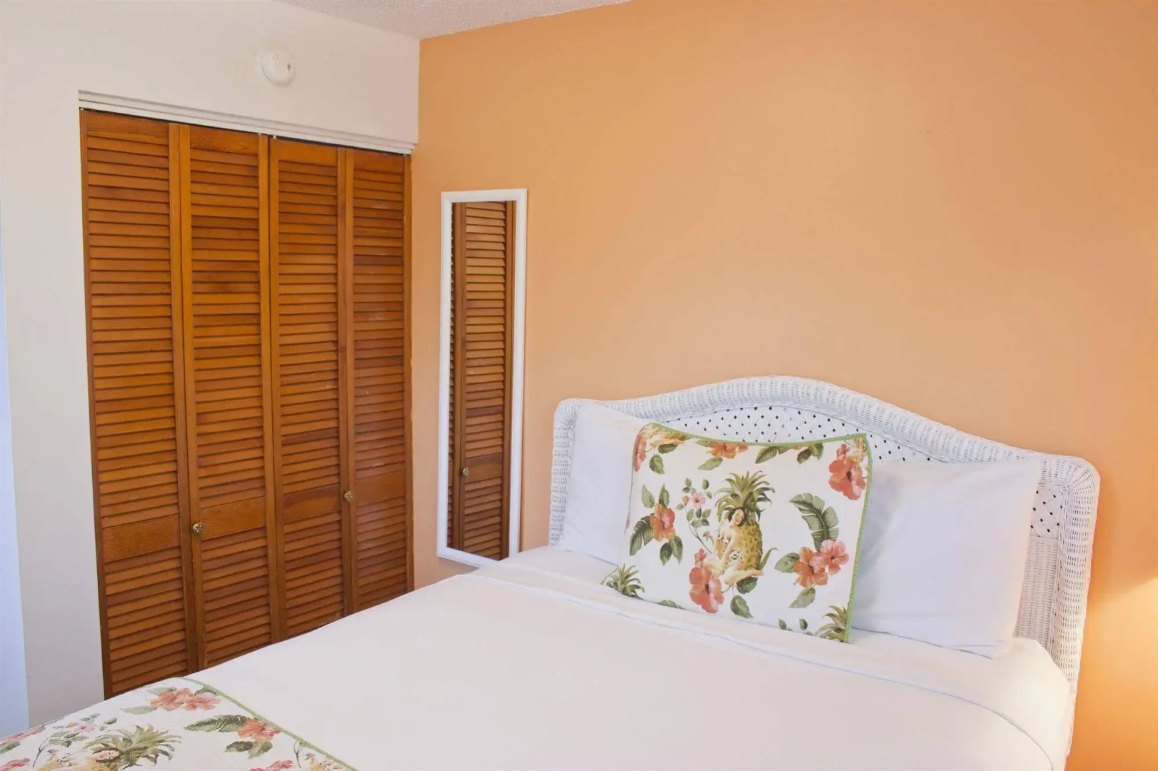 Seaspray Surf Lodge