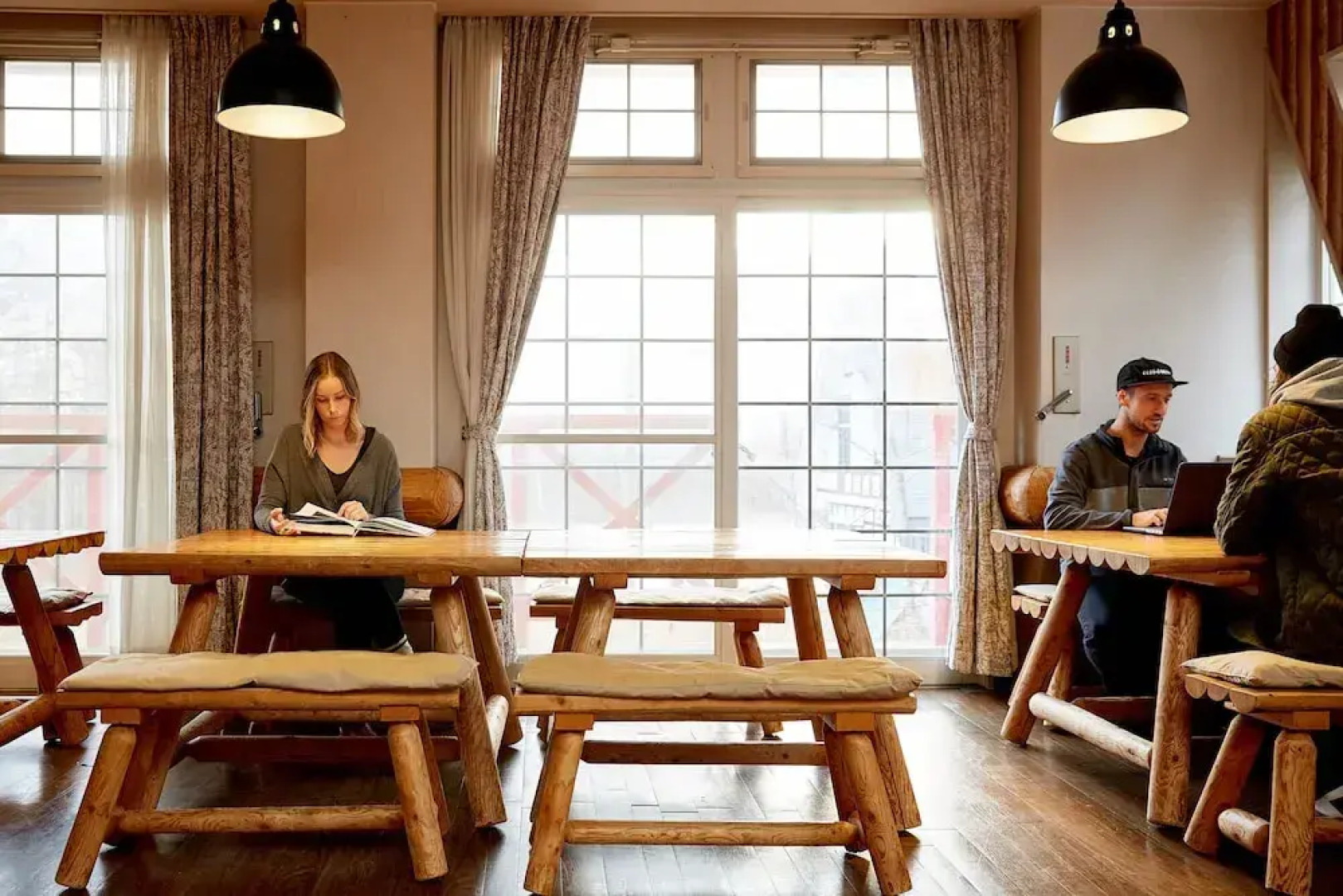 Canopy Cortina Lodge