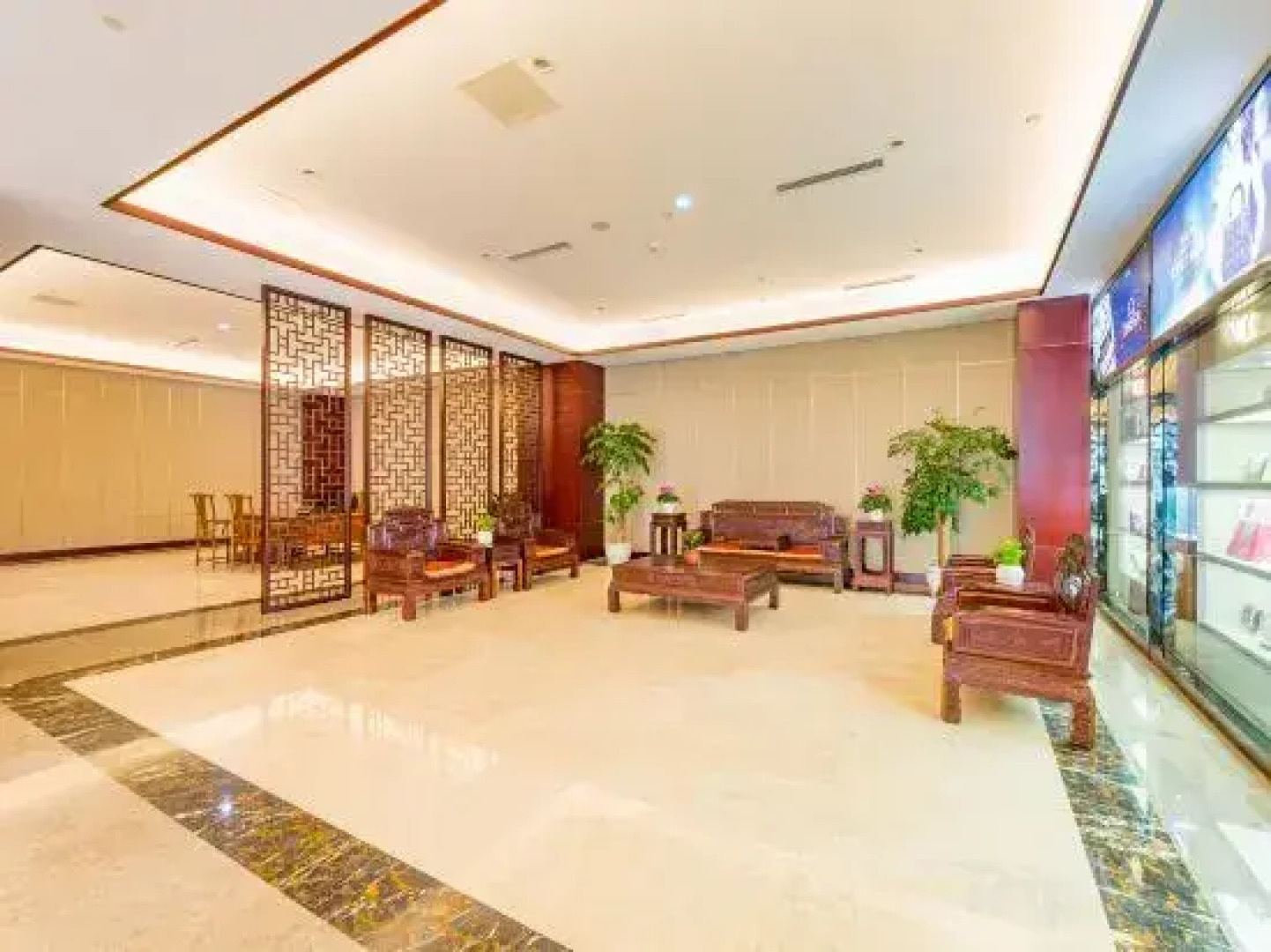 Rezen Select Yangzhou Wanda Plaza