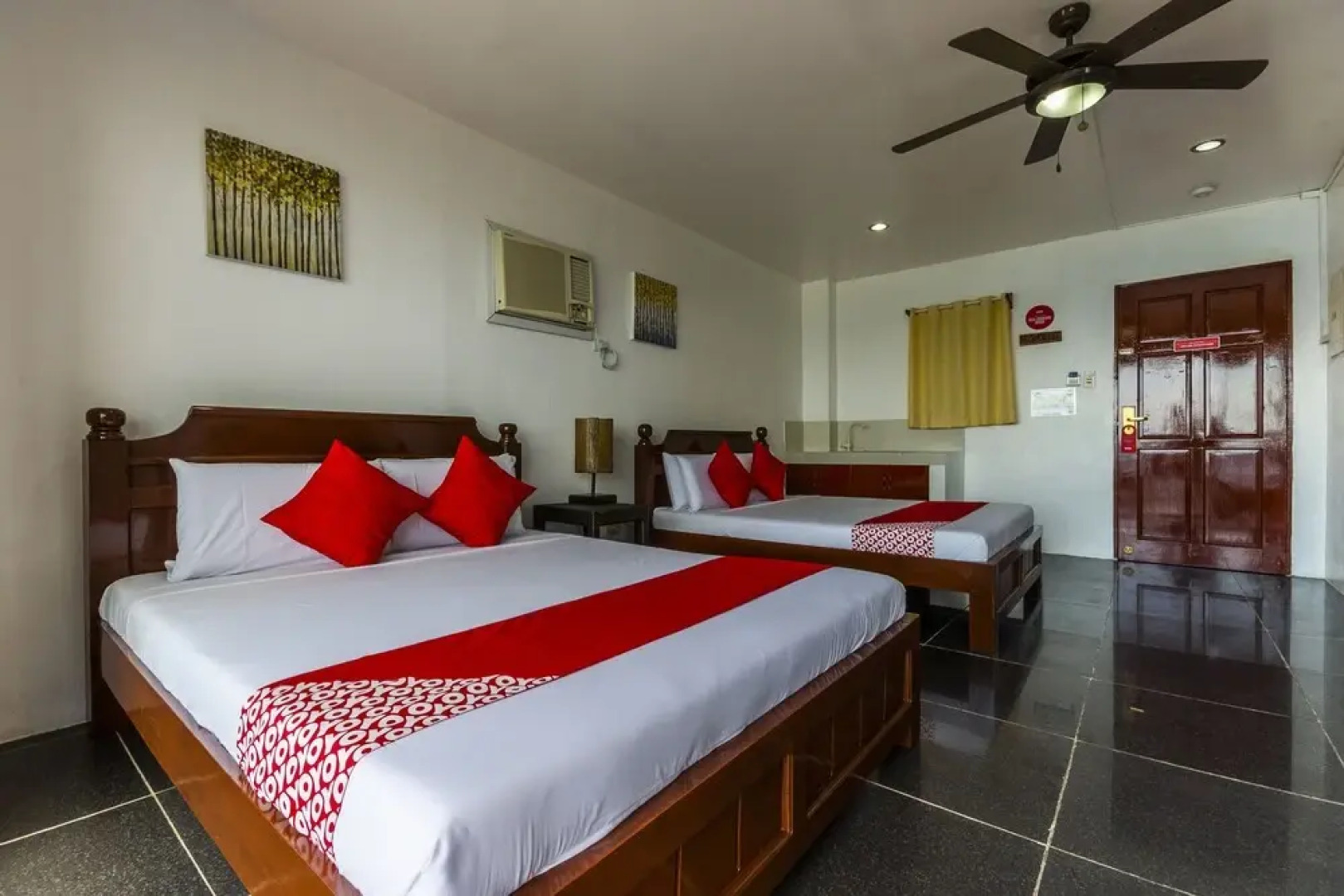 Dakong Bato Beach And Leisure Resort by OYO Rooms