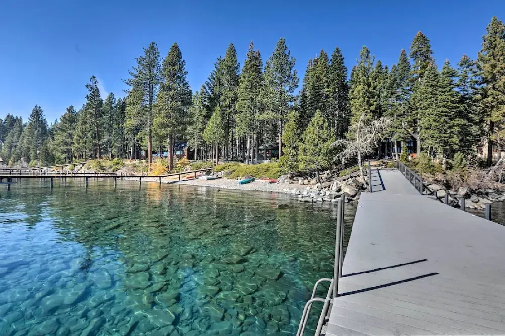 Carnelian Bay Home w/ Hot Tub Near Tahoe Skiing