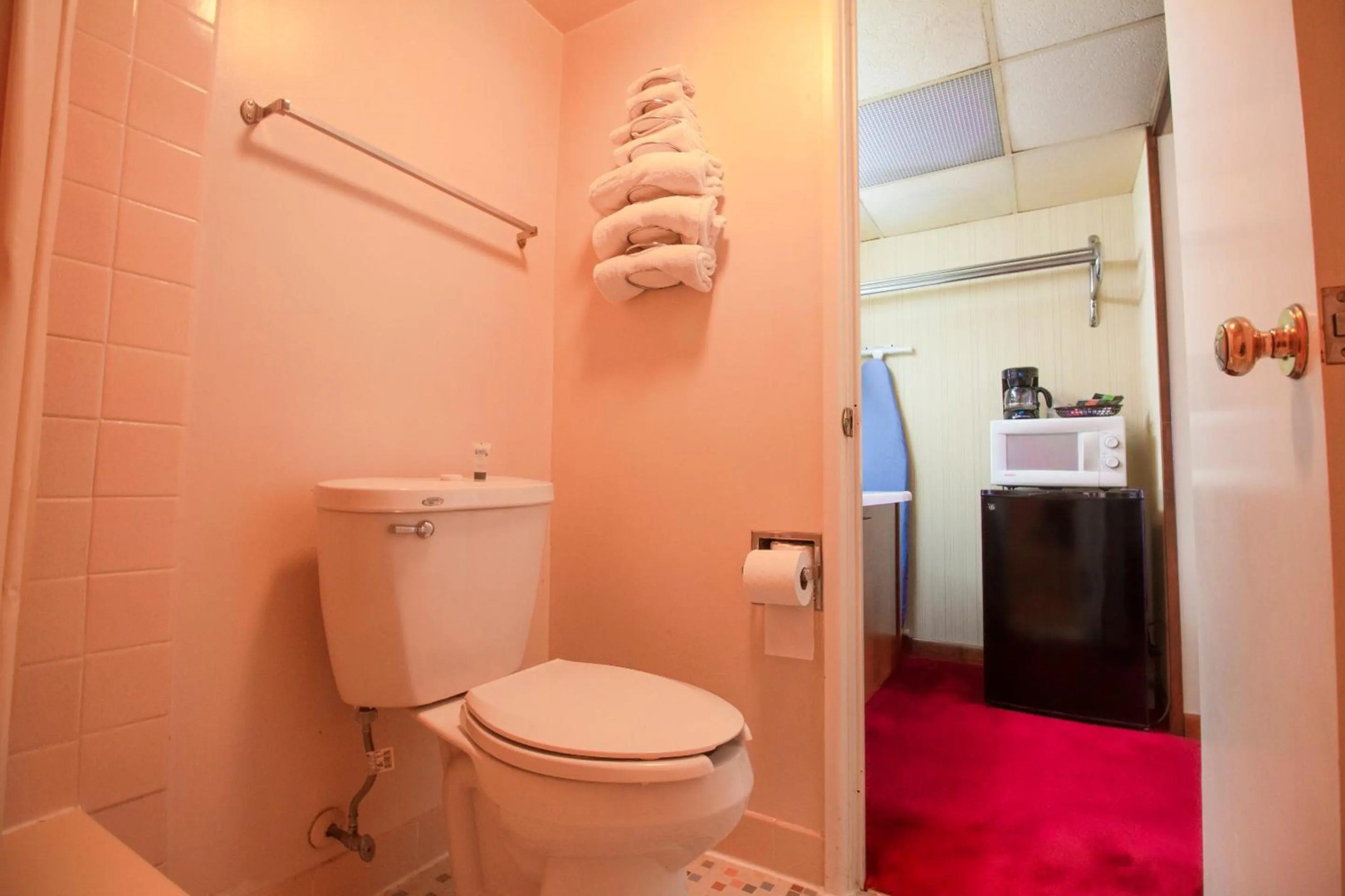 HomeTown Inn by OYO - Liberal, KS