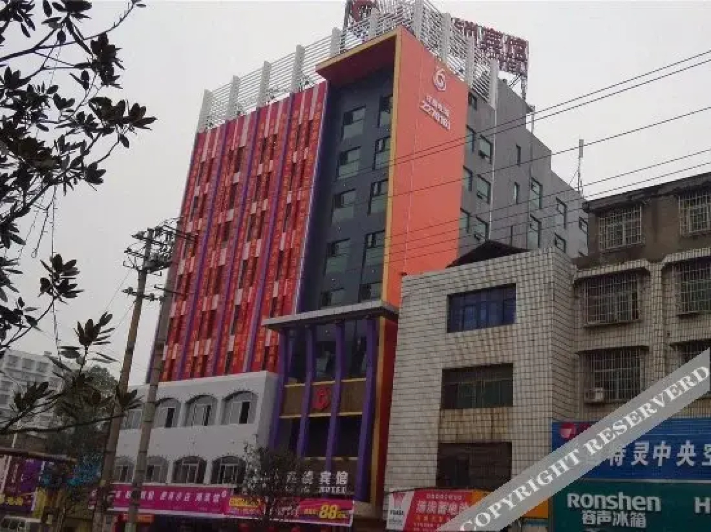 6+1 Hotel