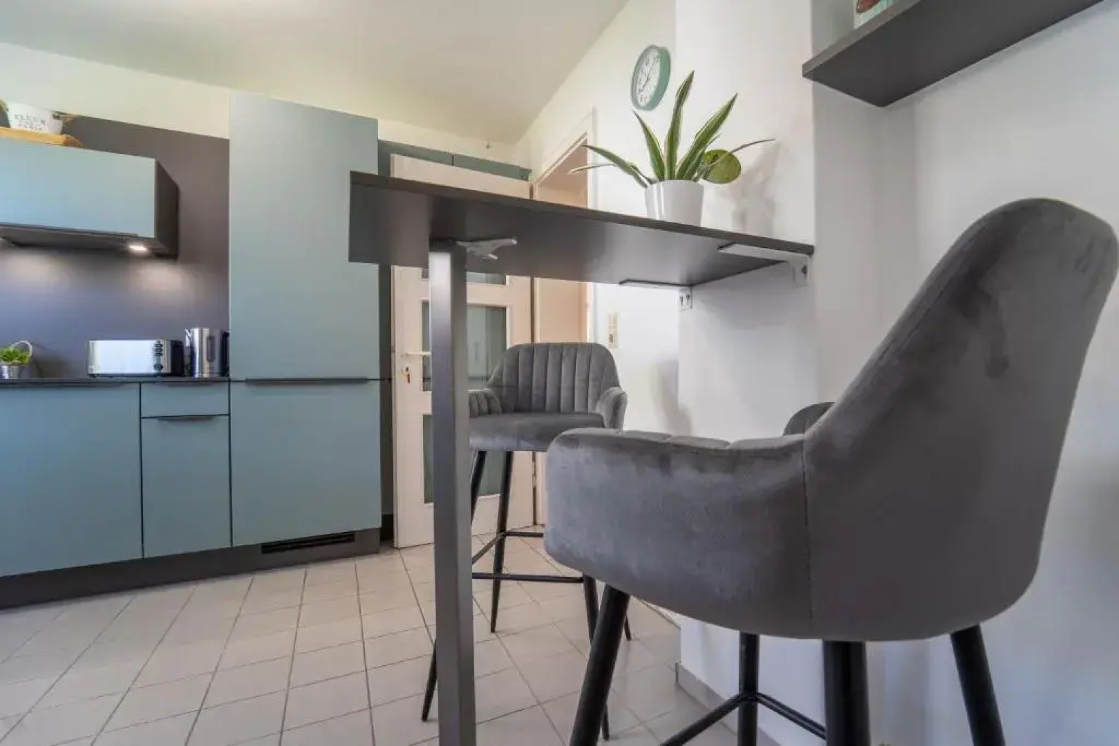 dreamcation - Ehemalige Pfarrer- & Souterrain Wohnung, 3D-Tour, Terrasse, Garten, BBQ