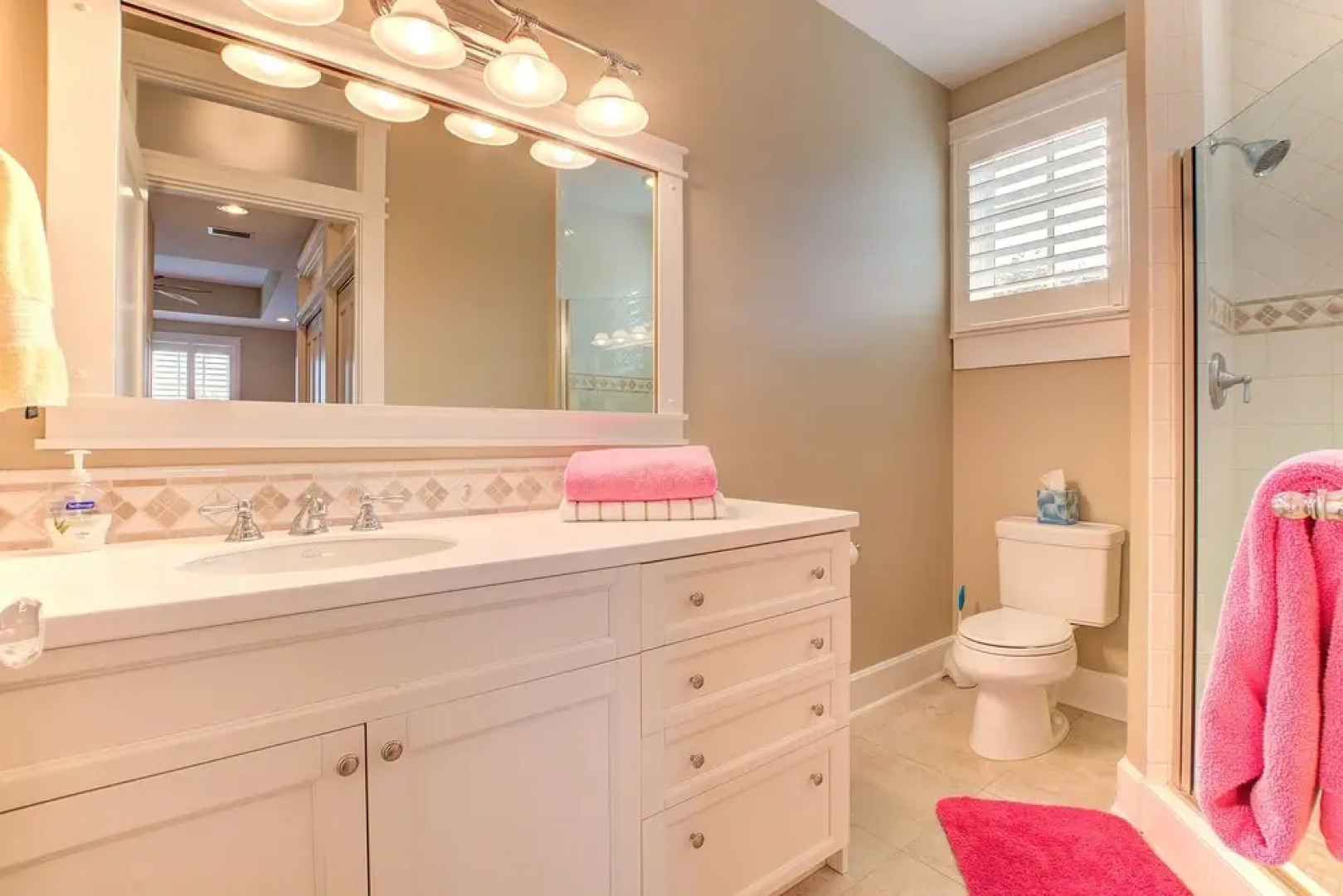 Ultimate Island Getaway - Monthly Beach Rental 4 Bedroom Home by RedAwning