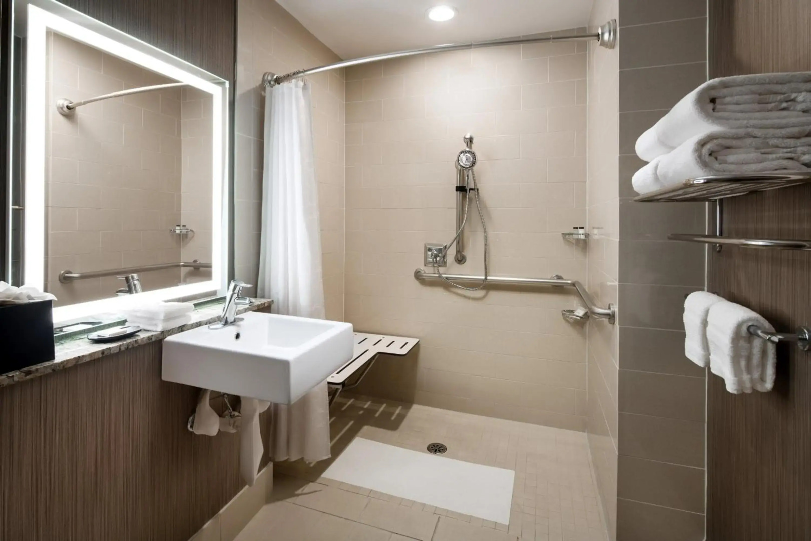 Sheraton Agoura Hills Hotel