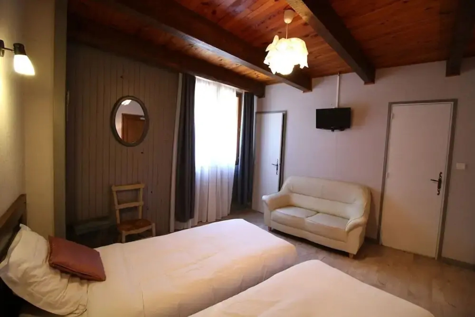 Hostellerie Gourmande Mère Biquette