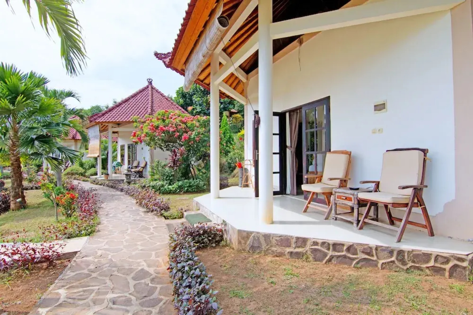 ZEN Rooms Air Terjun Sing - Sing