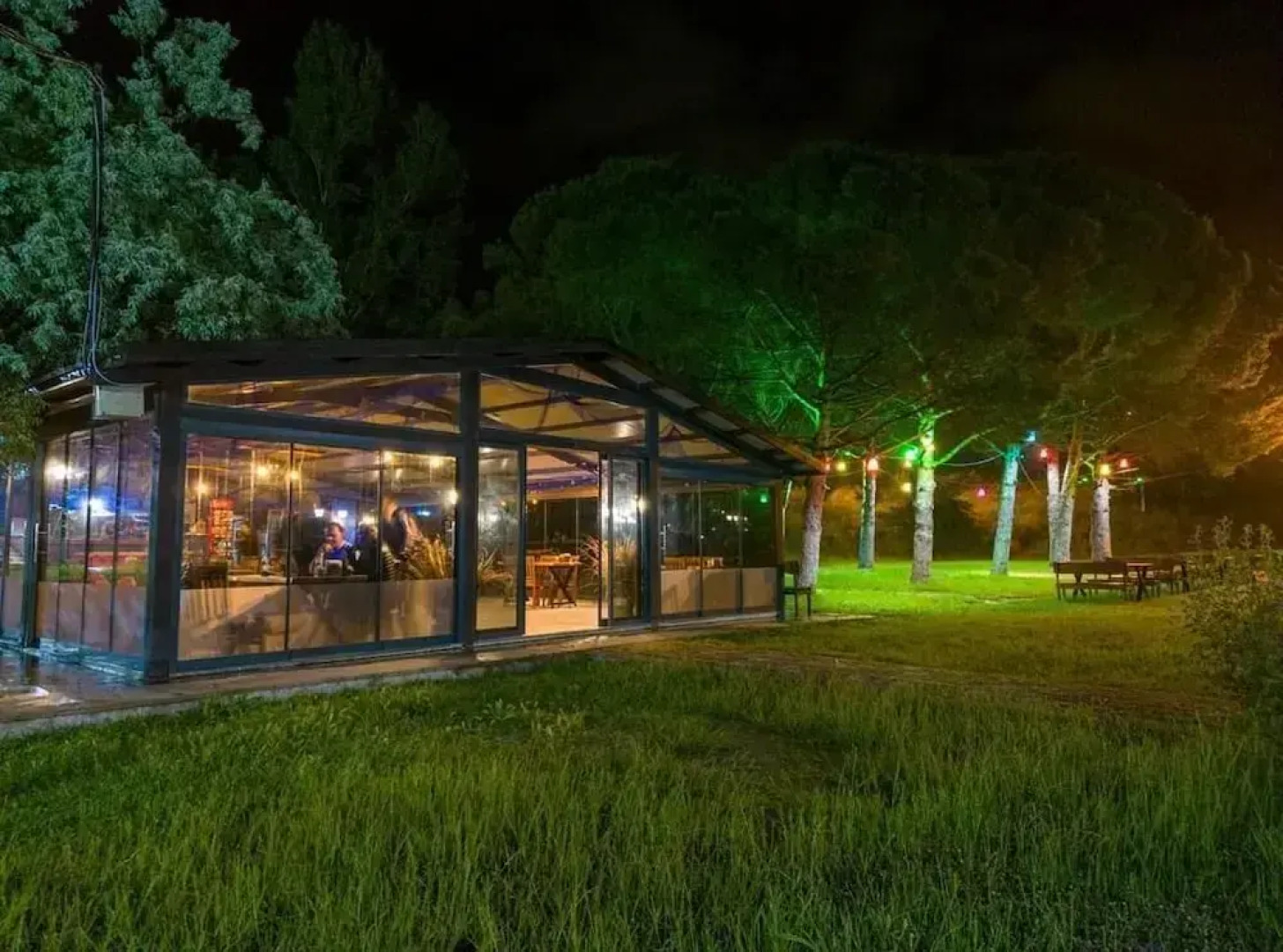 Astroi̇a Otel & Bi̇li̇m Kampi