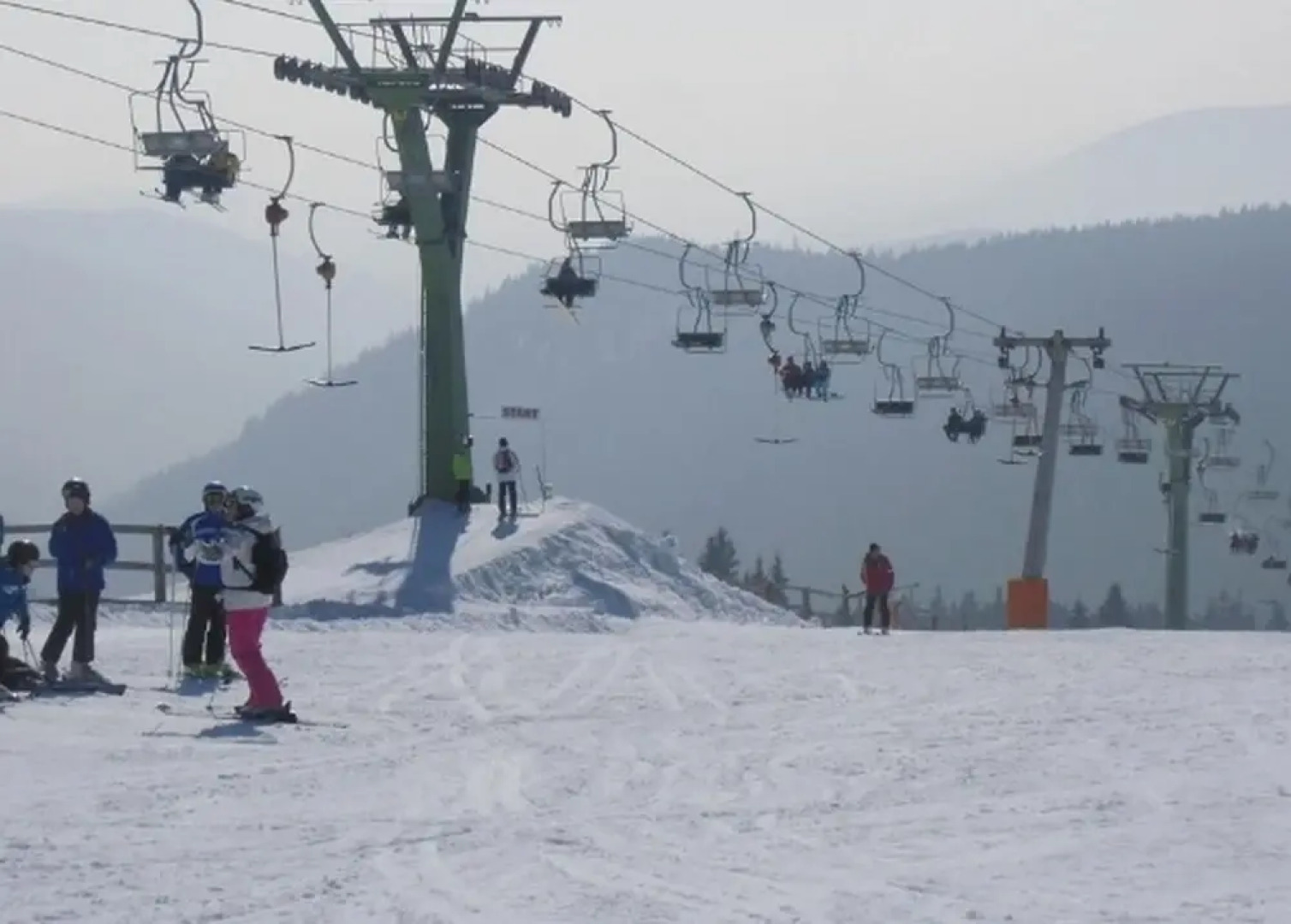 Apartment J Chymov 3