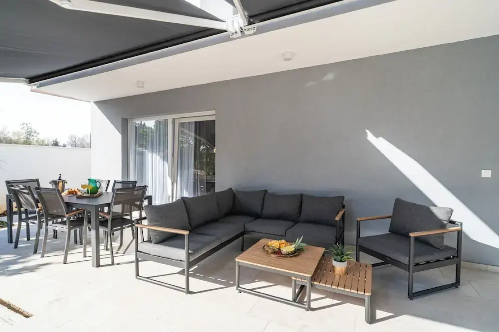 Luxury Villa Entrata-Five Bedroom Villa