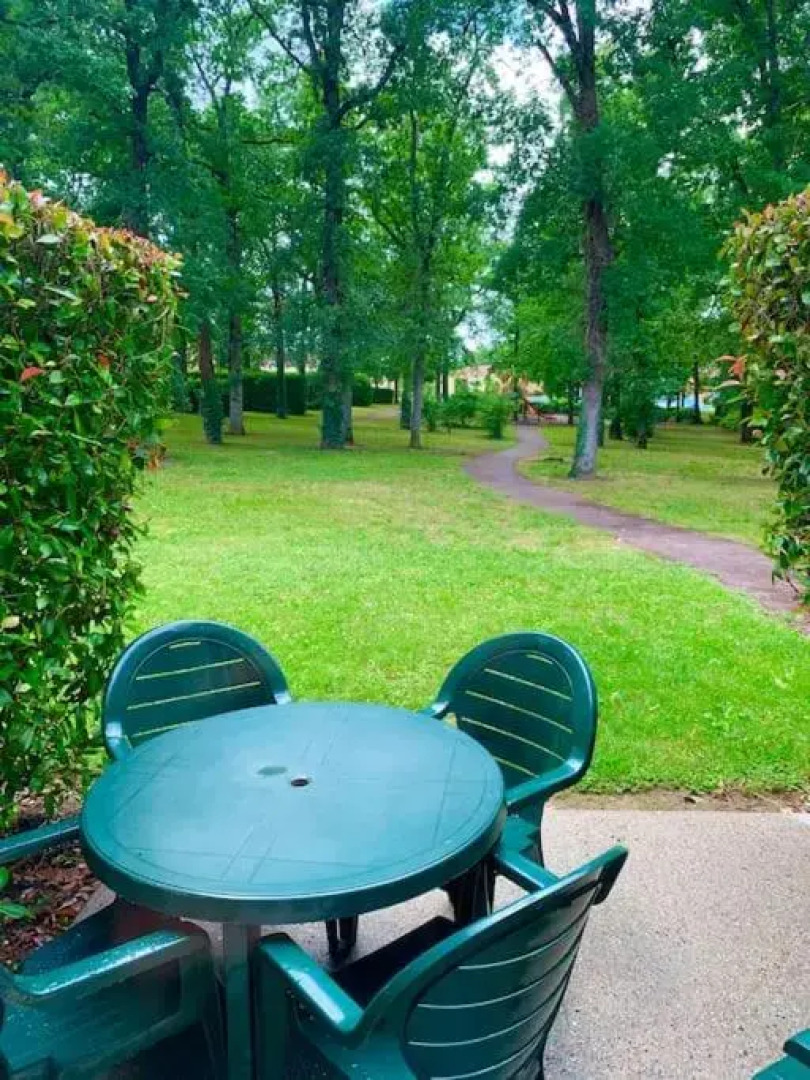 Appartement dans joli village de vacances 47150