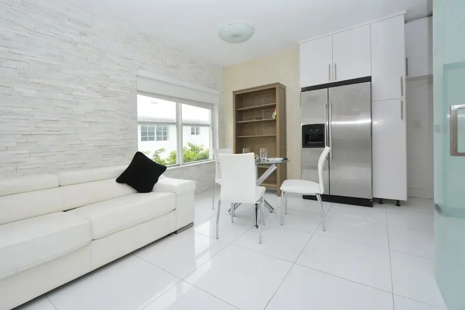 Lincoln Road Apartments