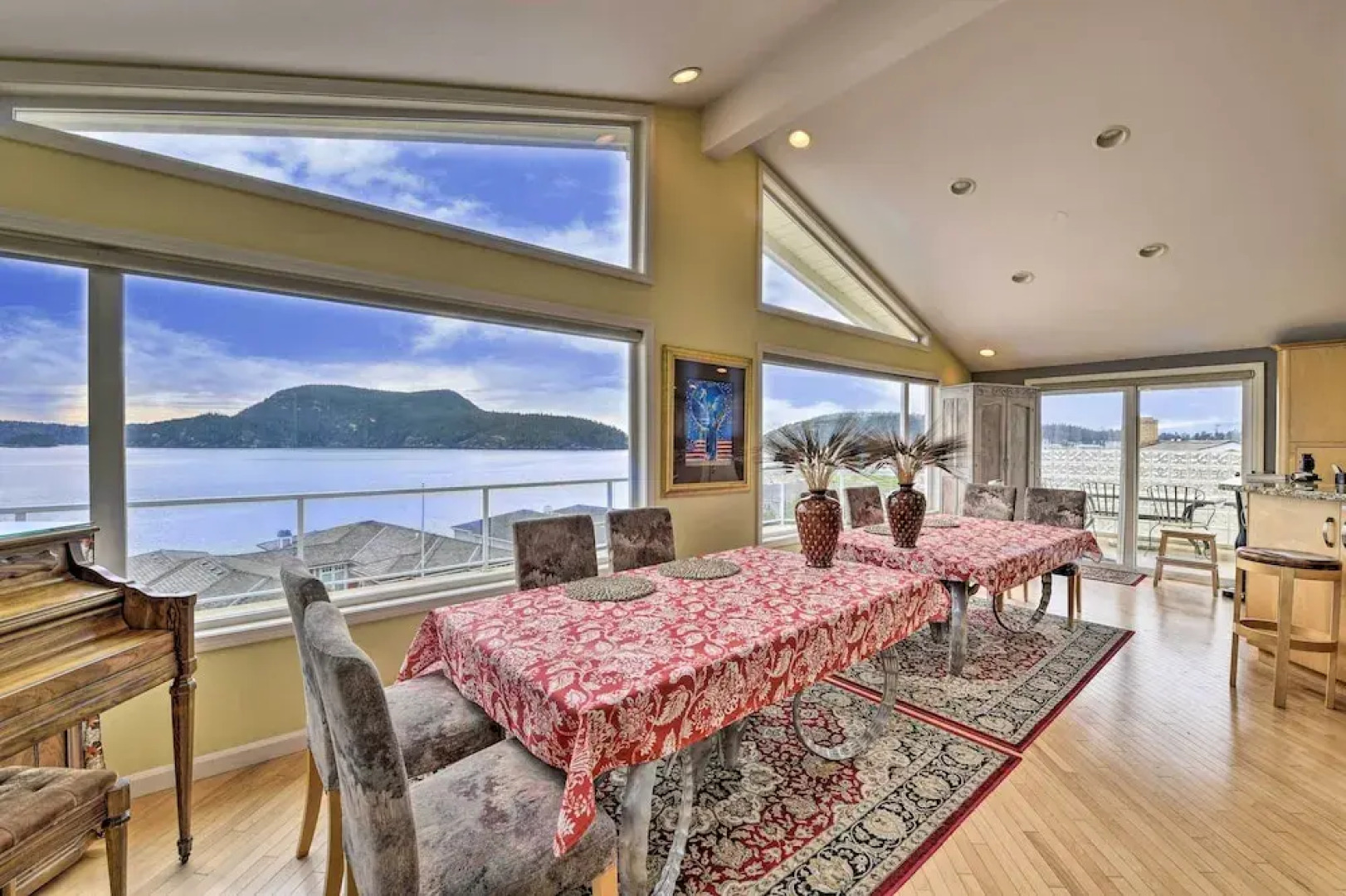 Anacortes Paradise Vacation Rental w/ Water Views!